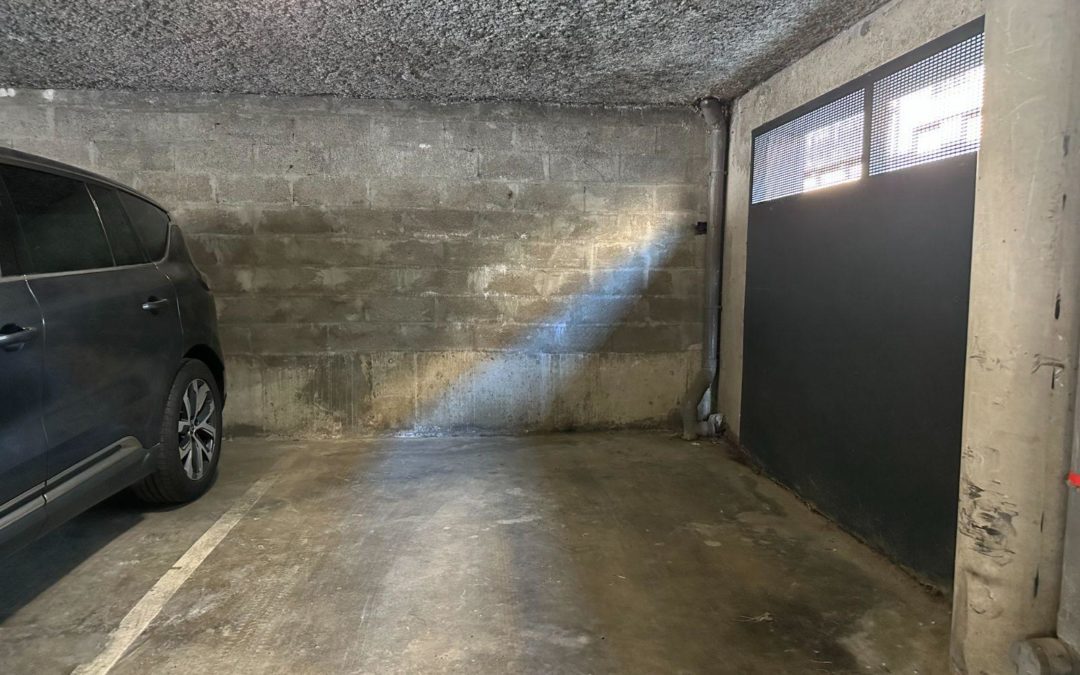 Vente Parking – à Bordeaux (33000)