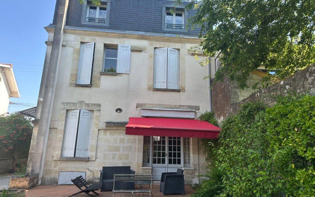 Vente Maison – 8 pièces – 230 m² à Mérignac – Gironde (33700)